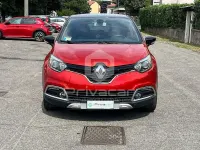 Usata Renault Captur 90 CV (66 kW) 2015 Rosso SUV