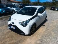 Usata Toyota Aygo 72 CV (52 kW) 2019 Bianco Utilitaria