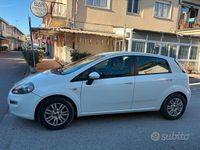 Usata Fiat Punto 77 CV (56 kW) 2012 Bianco Utilitaria