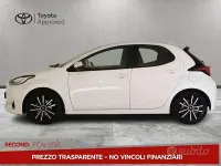 Usata Toyota Yaris Hybrid Trend 92 CV (67 kW) 2022 Bianco Berlina