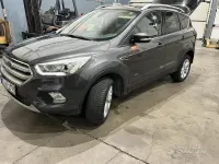 Usata Ford Kuga 150 CV (110 kW) 2018 Grigio SUV