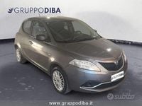 Usata Lancia Ypsilon Silver 69 CV (50 kW) 2017 Grigio Utilitaria