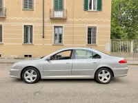 Usata Peugeot 607 208 CV (152 kW) 2010 Grigio alluminio metallizzato Berlina