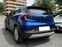 Usado Renault Captur Zen 91 CV (66 kW) 2022 Azul SUV