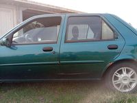 Usata Ford Fiesta Ambiente 75 CV (55 kW) 2000 Utilitaria