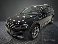 Usata VW Tiguan R-line 150 CV (110 kW) 2020 Nero SUV