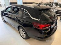 Usata Opel Astra Business Elegance 122 CV (89 kW) 2021 Nero Station wagon