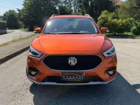 Usata MG ZS Luxury 111 CV (81 kW) 2024 Arancione SUV