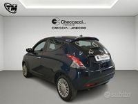 Usata Lancia Ypsilon Silver 69 CV (50 kW) 2021 Blu Utilitaria