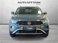 Usata VW T-Roc Edition 150 CV (110 kW) 2025 Blu scuro SUV