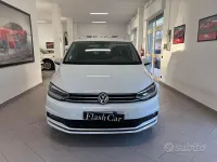 Usata VW Touran Executive 150 CV (110 kW) 2020 Bianco Monovolume