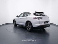 Usata Alfa Romeo Stelvio Sprint 160 CV (117 kW) 2024 Bianco SUV