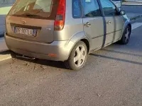 Usata Ford Fiesta Zetec 68 CV (50 kW) 2007 Utilitaria