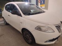 Usata Lancia Ypsilon Gold 69 CV (50 kW) 2011 Bianco Utilitaria