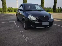Gebraucht Lancia Ypsilon 60 PS (44 kW) 2008 Schwarz Kleinwagen