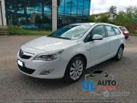Usata Opel Astra 100 CV (73 kW) 2012 Grigio Station wagon