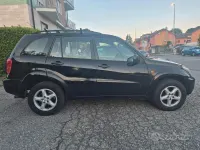 Usata Toyota RAV4 Sol 116 CV (85 kW) 2004 Nero SUV