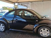 Usata VW New Beetle 90 CV (66 kW) 2000 Nero Utilitaria
