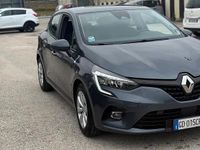Usata Renault Clio V Intens 101 CV (74 kW) 2021 Grigio Berlina