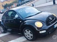 Usata VW New Beetle 101 CV (74 kW) 2002 Nero Utilitaria