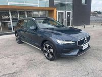 Usata Volvo V60 CC Business Edition 197 CV (144 kW) 2022 Blu/azzurro Station wagon