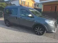 Usata Dacia Dokker Stepway 90 CV (66 kW) 2018 Grigio Monovolume