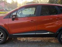Usata Renault Captur Intens 90 CV (66 kW) 2017 Arancione SUV