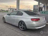 Usata BMW 325 218 CV (160 kW) 2007 Grigio Berlina