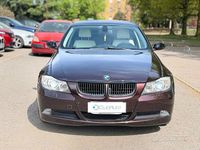 Käytetty BMW 320 Comfort Edition 170 HP (125 kW) 2008 Violetti Sedan