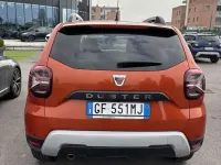 Usata Dacia Duster Prestige 101 CV (74 kW) 2021 Arancione SUV