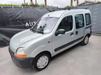 Usata Renault Kangoo 75 CV (55 kW) 2002 Argento Monovolume