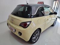 Usata Opel Adam 70 CV (51 kW) 2015 Verde Utilitaria