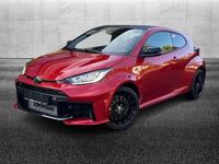 Usata Toyota Yaris 280 CV (205 kW) 2024 Rosso Utilitaria