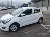 Usata Opel Karl Rocks 73 CV (53 kW) 2019 Bianco Utilitaria