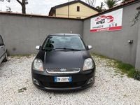 Usata Ford Fiesta Ghia 68 CV (50 kW) 2008 Nero Utilitaria