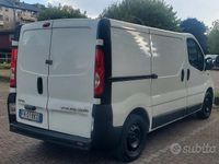 Usata Opel Vivaro 114 CV (83 kW) 2014 Bianco Monovolume