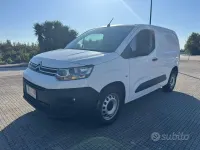Usata Citroën Berlingo 102 CV (75 kW) 2020 Bianco Monovolume