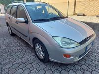 Usata Ford Focus Ghia 90 CV (66 kW) 2000 Argento Station wagon