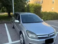 Usata Opel Astra 68 CV (50 kW) 2005 Grigio Station wagon