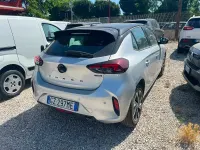 Usata Opel Corsa 100 CV (73 kW) 2025 Crystal silver Utilitaria