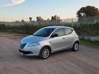 Usata Lancia Ypsilon S 95 CV (69 kW) 2014 Argento Utilitaria
