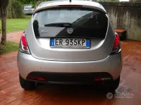 Usata Lancia Ypsilon Gold 85 CV (62 kW) 2013 Grigio Utilitaria