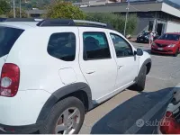 Usata Dacia Duster 105 CV (77 kW) 2011 Grigio SUV