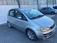Usata Fiat Idea 69 CV (50 kW) 2004 Grigio Monovolume