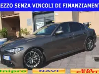 Usata Alfa Romeo Giulia Super 179 CV (131 kW) 2018 Grigio Berlina