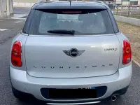 Usata Mini Cooper D Countryman Business 111 CV (81 kW) 2015 Argento SUV