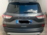 Usata Ford Kuga 120 CV (88 kW) 2021 Grigio SUV