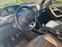 Usata Peugeot 2008 99 CV (72 kW) 2019 Grigio SUV