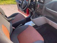 Usata Fiat Doblò 75 CV (55 kW) 2005 Rosso Monovolume