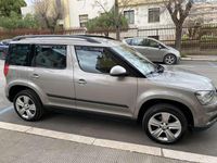 Usata Skoda Yeti Design Edition 110 CV (80 kW) 2017 Grigio SUV